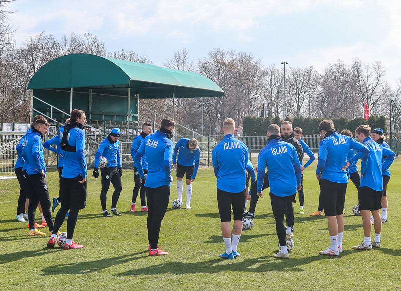 Myndaveisla: Fyrri æfing dagsins hjá U21