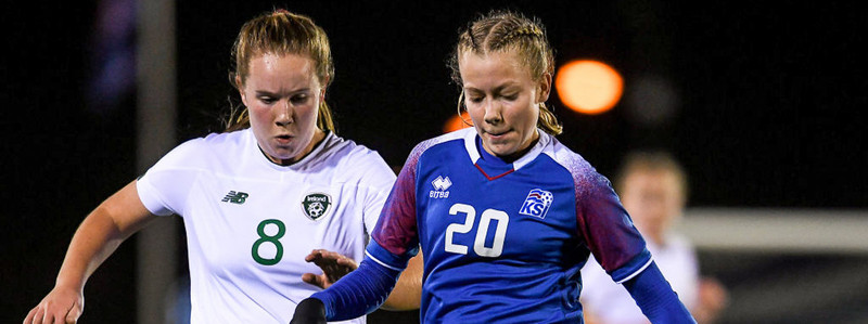 Amanda fór 15 ára erlendis: Er mikið tengd báðum löndum