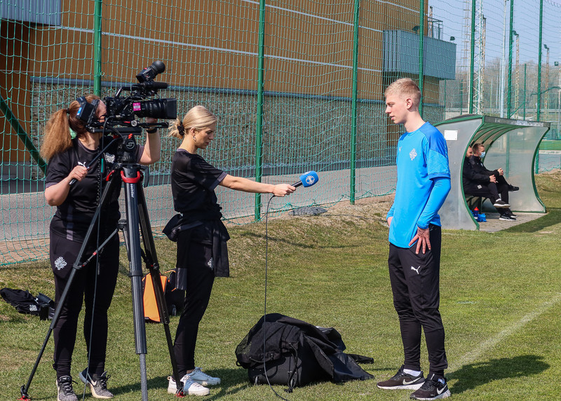 Eva tók viðtal við Róbert Orra í Ungverjalandi