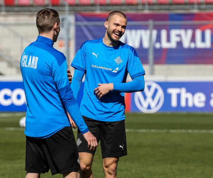 Hólmar Örn er mættur á Hlíðarenda. Birkir Már er að sjálfsögðu einnig þar.