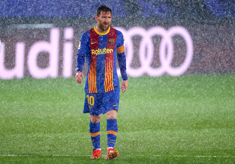 Spánn: Messi með tvennu í mikilvægum sigri