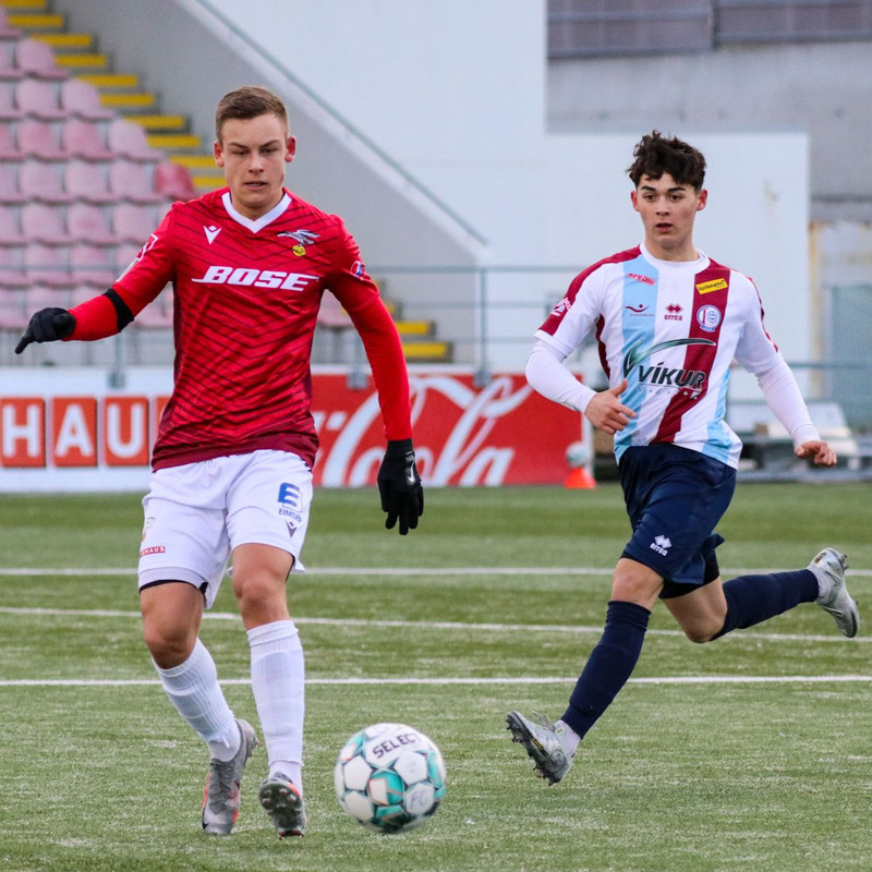 Í leik með Val á undirbúningstímabilinu 2021.