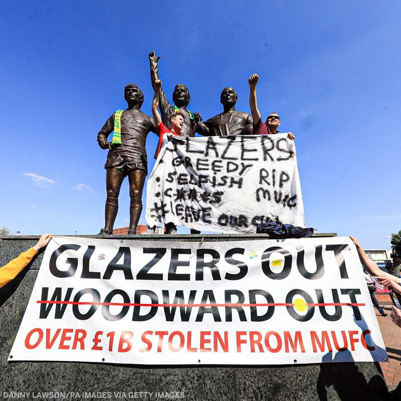Stuðningsmenn United vilja Glazers burt