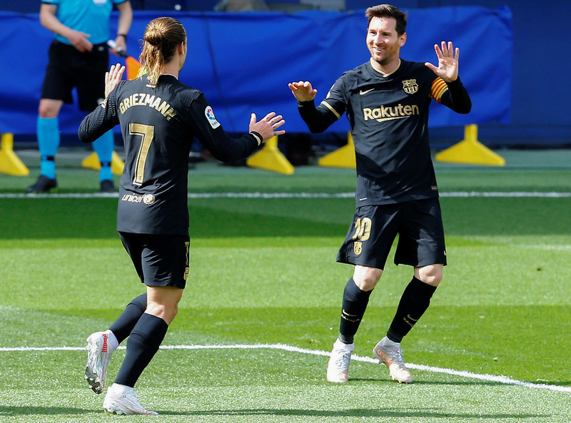 Segir Messi geta samið við þrjú lið