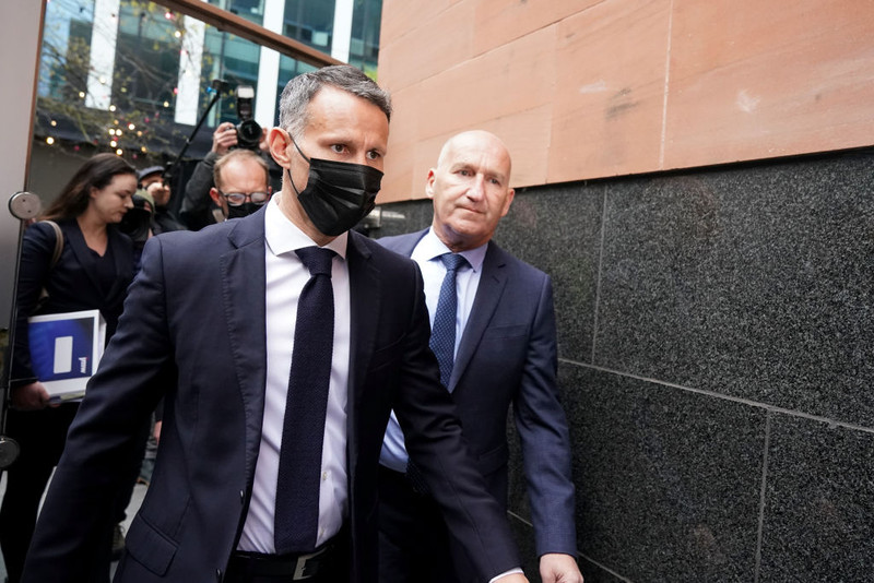 Ryan Giggs mætir í dómshúsið.