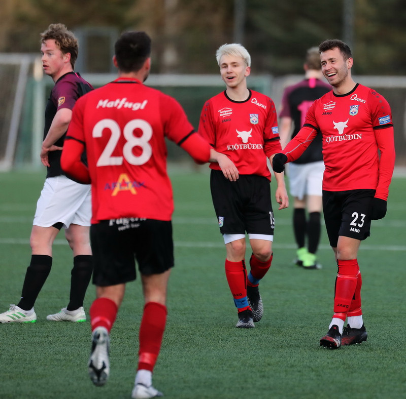 Myndaveisla: Afturelding burstaði SR