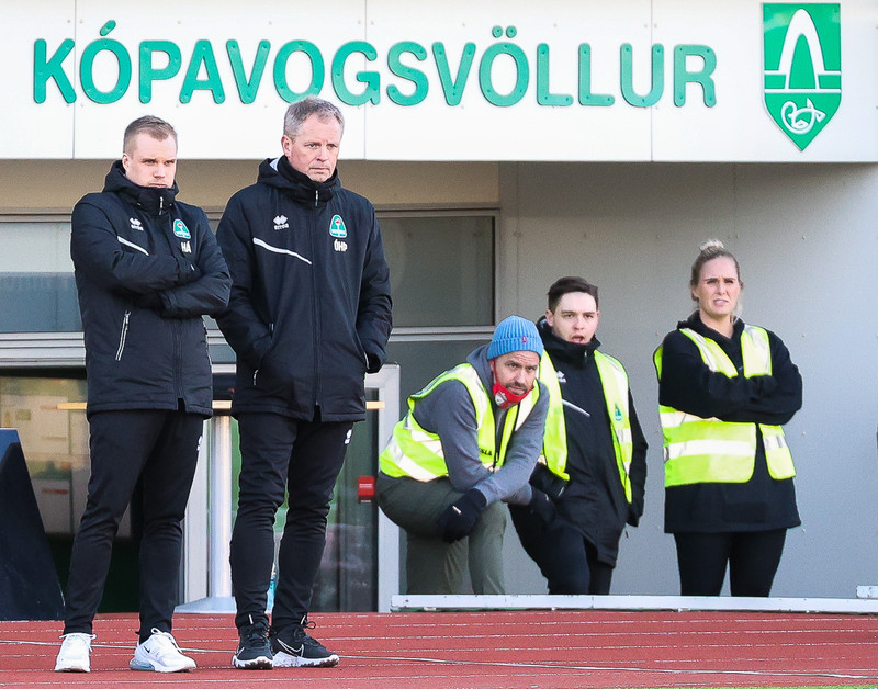 Óskar og aðstoðarþjálfarinn Halldór Árnason.
