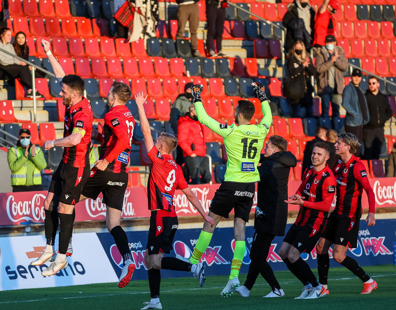 Myndaveisla: Víkingur vann nýliða Keflavíkur
