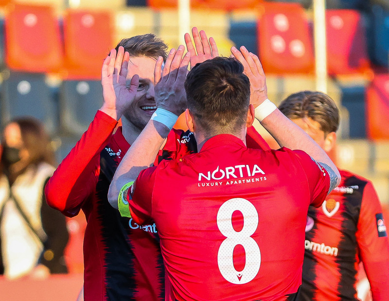 Myndaveisla: Víkingur vann nýliða Keflavíkur