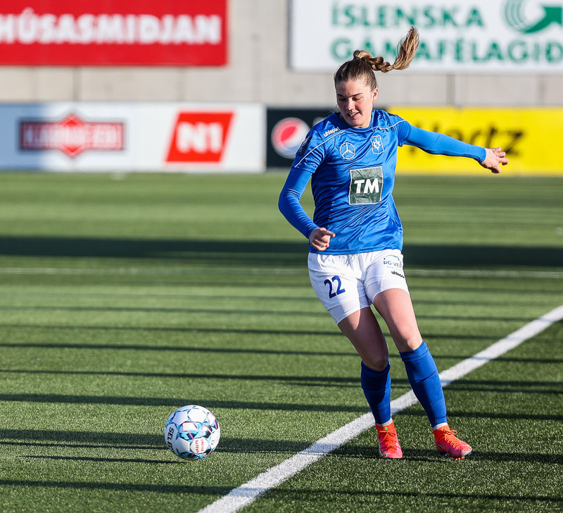 Myndaveisla: Valur vann Stjörnuna í fyrsta leik