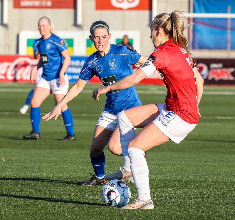 Myndaveisla: Valur vann Stjörnuna í fyrsta leik