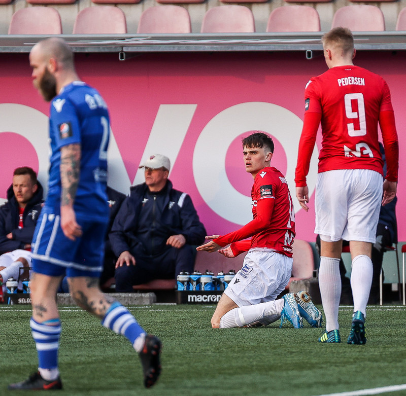 Myndaveisla: Valur vann HK með marki í lokin