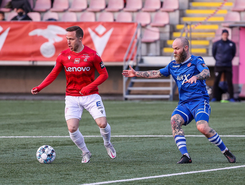 Myndaveisla: Valur vann HK með marki í lokin