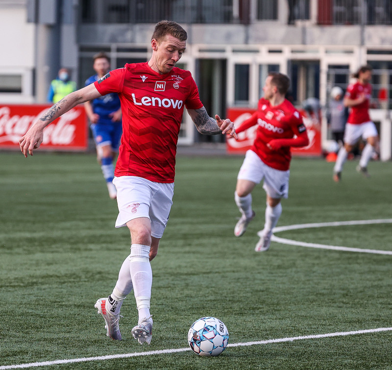 Myndaveisla: Valur vann HK með marki í lokin