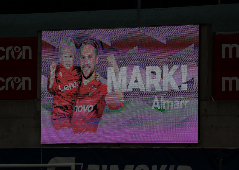 Myndaveisla: Valur vann HK með marki í lokin