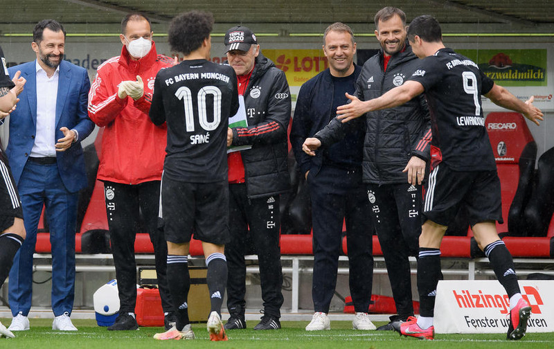 Myndir: Lewandowski jafnaði tæplega 40 ára met með 40. markinu