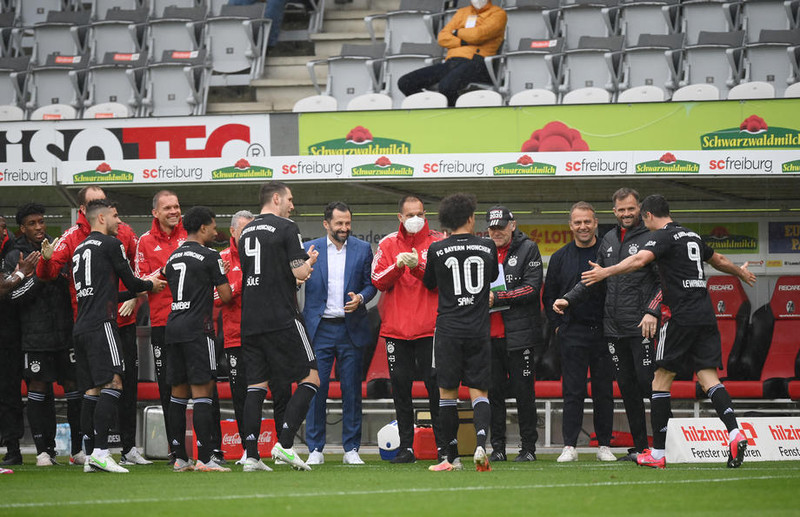 Myndir: Lewandowski jafnaði tæplega 40 ára met með 40. markinu