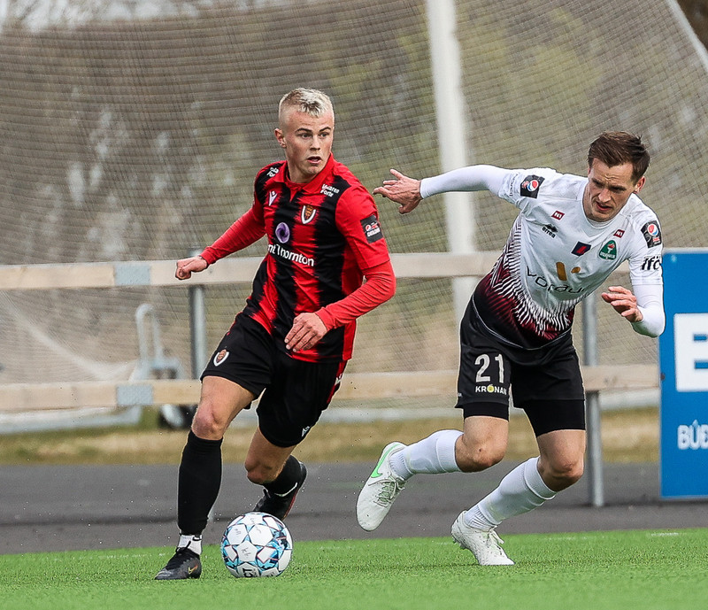 Kristall og Viktor í baráttunni