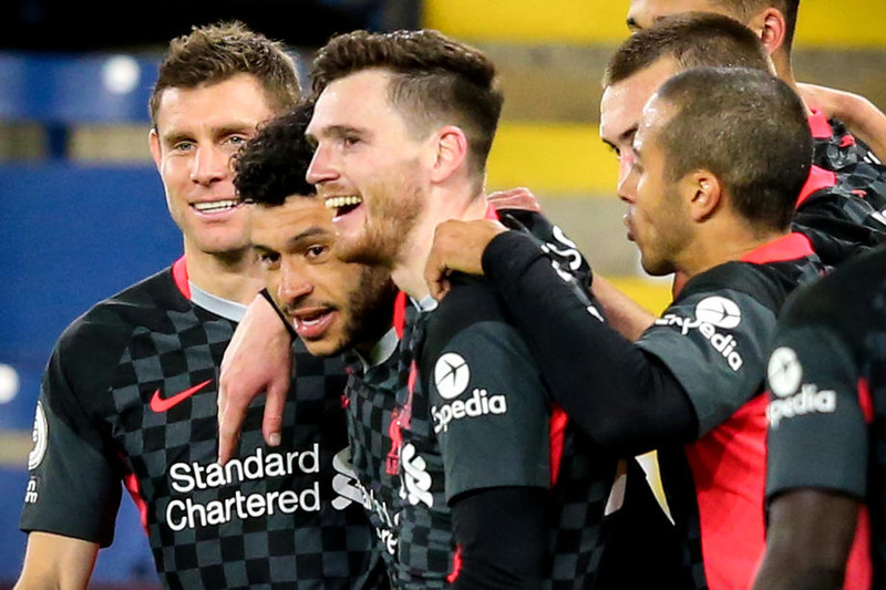 England: Liverpool og West Ham með annan fótinn í Evrópu