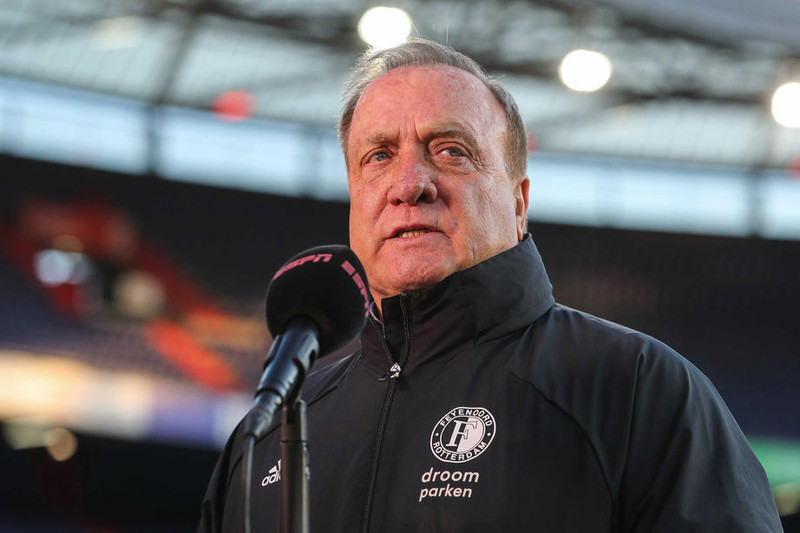 Advocaat tekinn við landsliði Írak