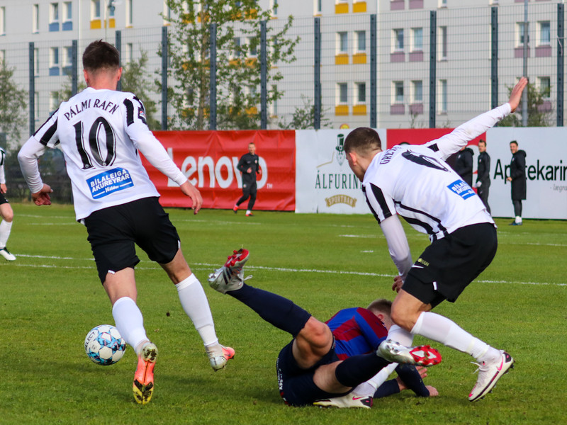 Myndaveisla: KR vann Leikni í Breiðholtinu