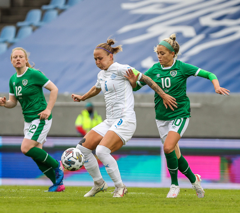 Myndaveisla frá sigri Íslands á Írlandi í gærkvöldi