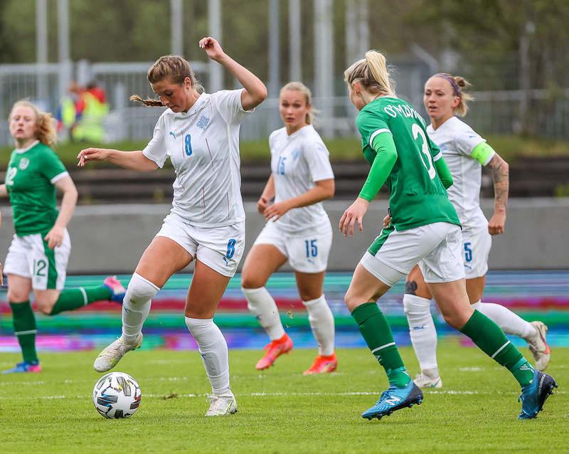 Myndaveisla frá sigri Íslands á Írlandi í gærkvöldi