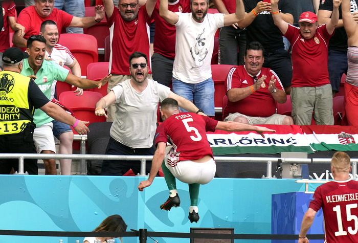 Attila Fiola fagnaði á viðeigandi hátt