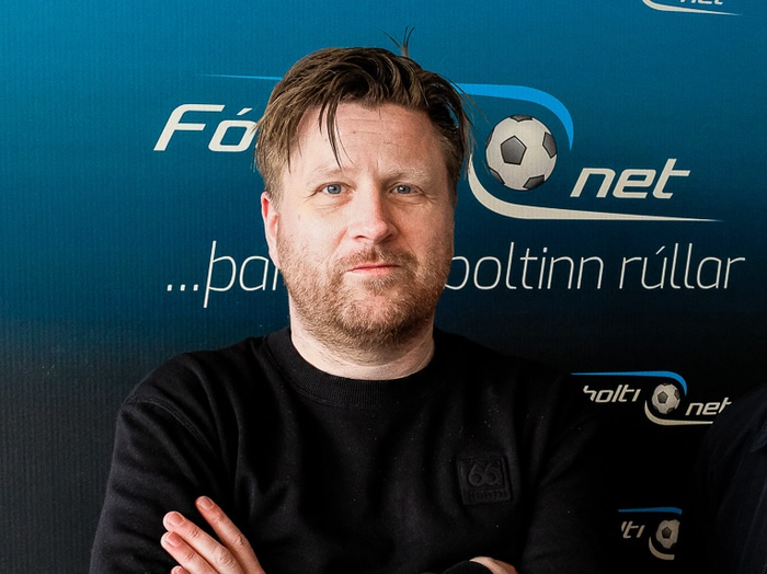 Máni liggur sjaldan á skoðunum sínum.