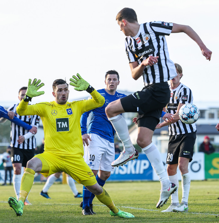 Stjarnan og KR mætast í úrslitaleik á þriðjudaginn.
