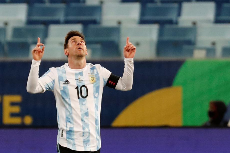 Fleiri af sérfræðingunum vilja að Messi vinni mótið.