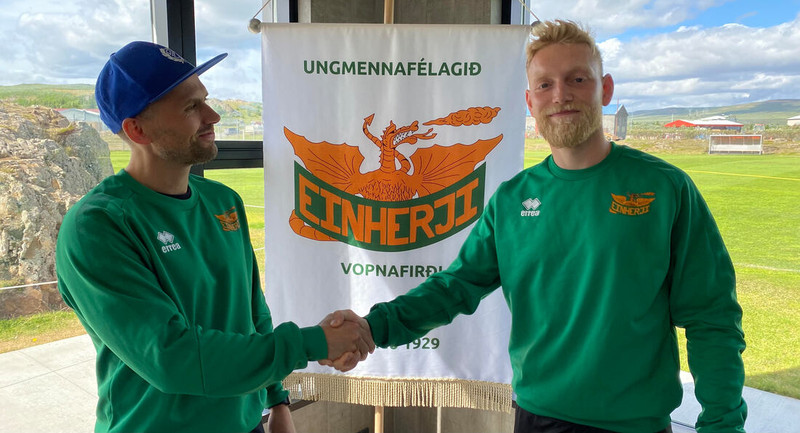 Jón Orri Ólafsson, þjálfari Einherja og Bjartur Aðalbjörnsson, fyrirliði og formaður félagsins gátu fagnað sigri í dag
