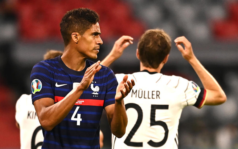 Varane hjá Man Utd til 2025 - Kostar um 40 milljónir punda