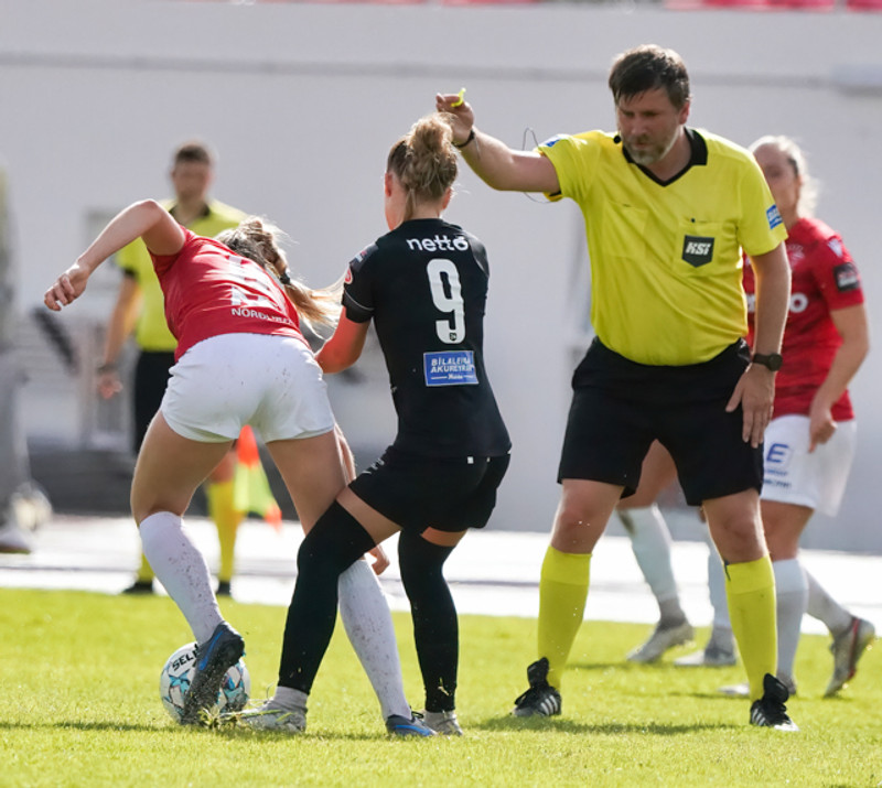 Myndaveisla: Valur vann Þór/KA 1 - 3