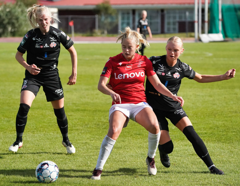 Myndaveisla: Valur vann Þór/KA 1 - 3