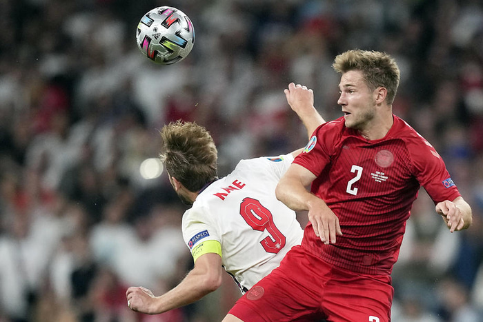 Joachim Andersen í leik með Dönum á EM