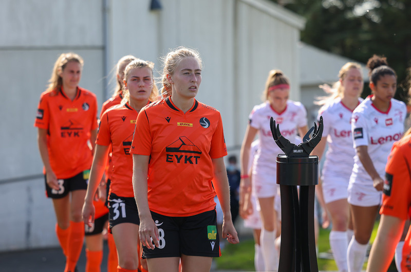 Myndaveisla: Valur skoraði fimm gegn Fylki