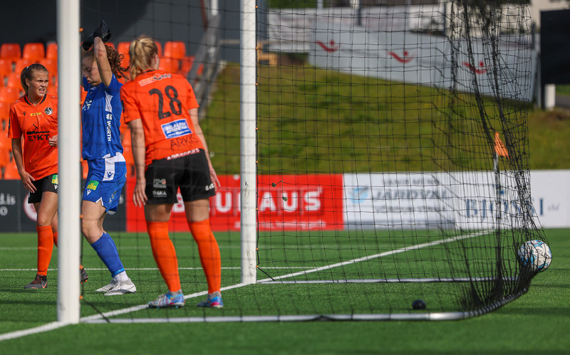 Myndaveisla: Valur skoraði fimm gegn Fylki
