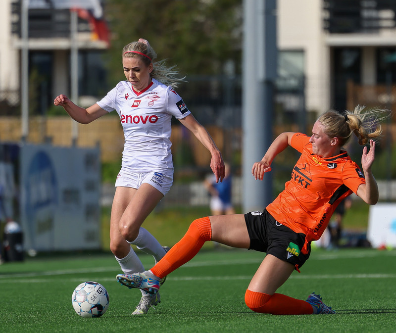 Myndaveisla: Valur skoraði fimm gegn Fylki