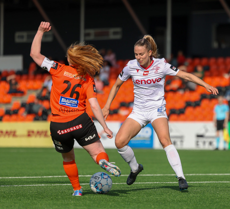 Myndaveisla: Valur skoraði fimm gegn Fylki