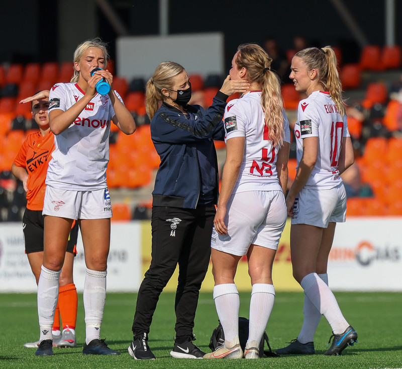 Myndaveisla: Valur skoraði fimm gegn Fylki