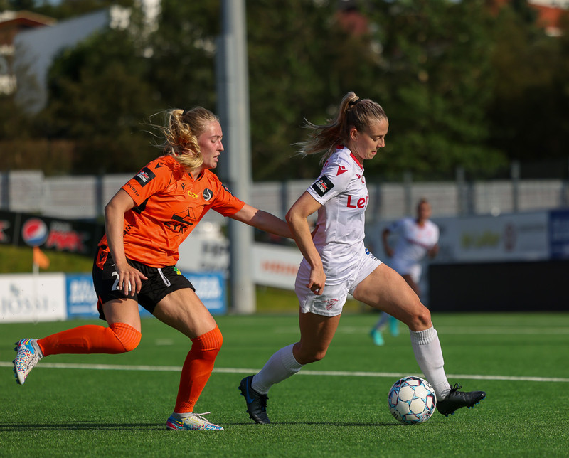 Myndaveisla: Valur skoraði fimm gegn Fylki