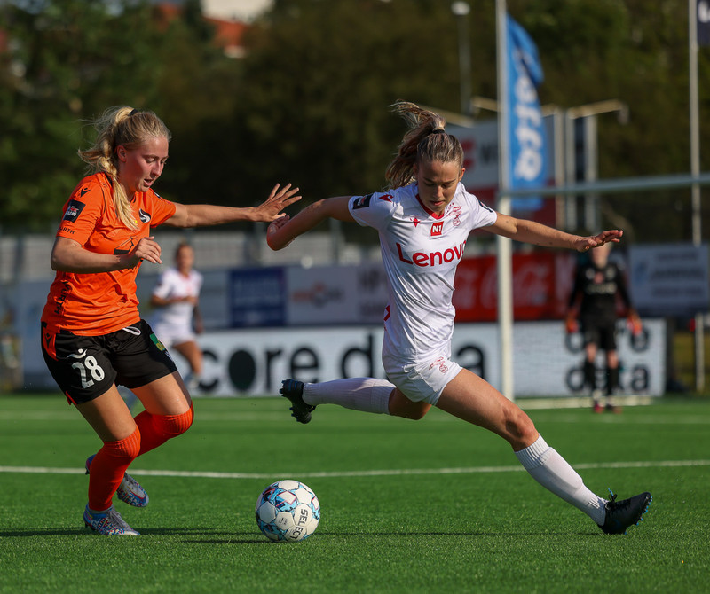 Myndaveisla: Valur skoraði fimm gegn Fylki