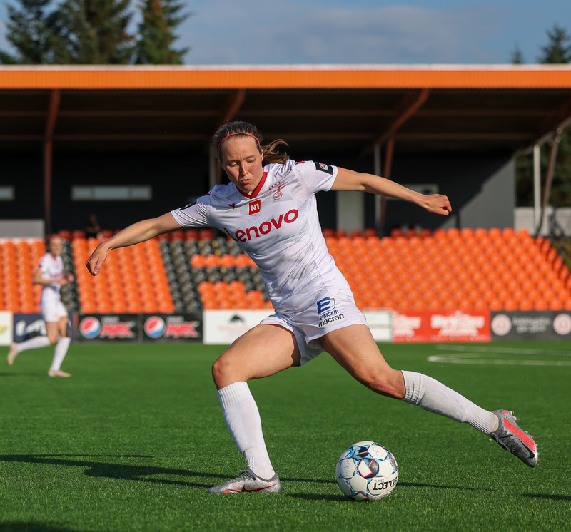 Myndaveisla: Valur skoraði fimm gegn Fylki