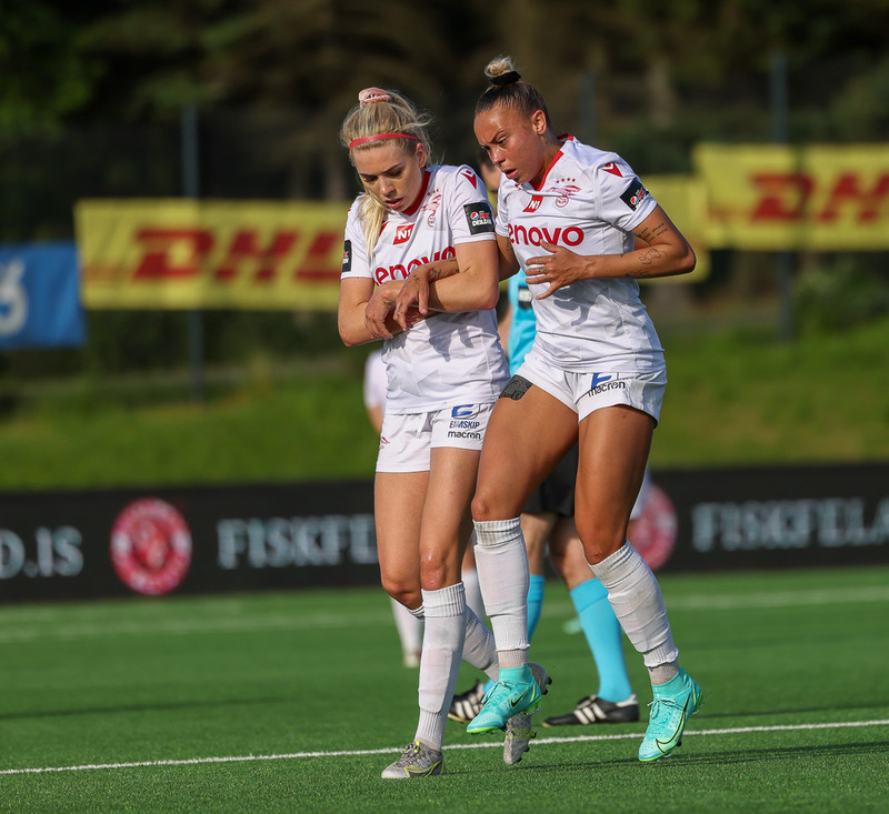 Myndaveisla: Valur skoraði fimm gegn Fylki