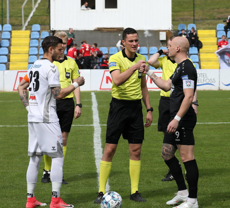 Myndaveisla: ÍBV vann Aftureldingu í eyjum