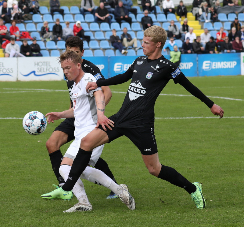 Myndaveisla: ÍBV vann Aftureldingu í eyjum