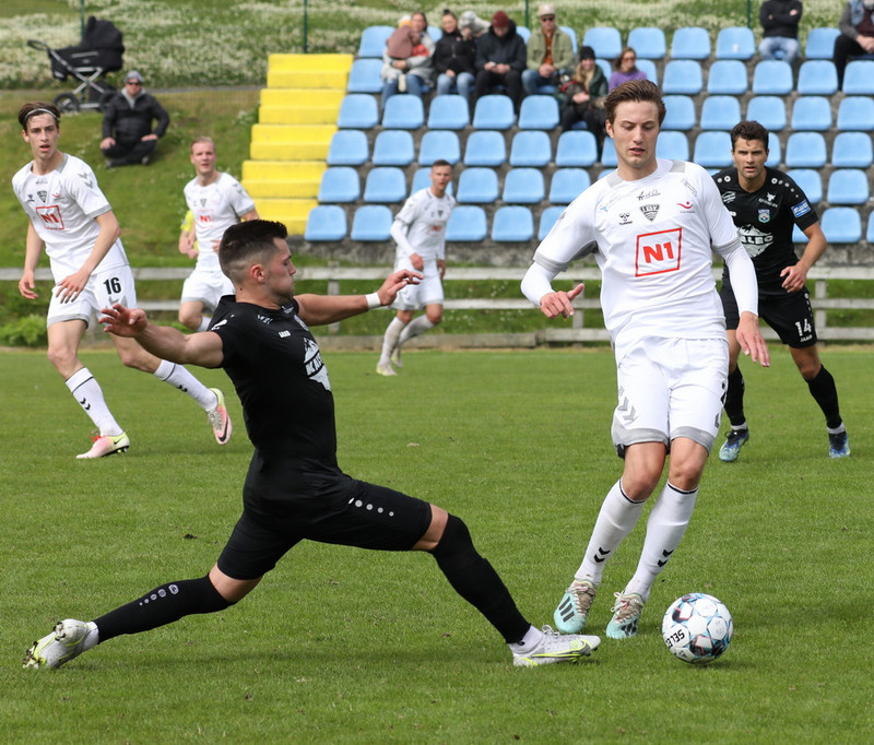 Myndaveisla: ÍBV vann Aftureldingu í eyjum