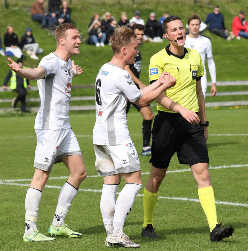 Myndaveisla: ÍBV vann Aftureldingu í eyjum