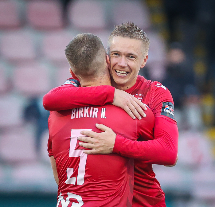 Ekki gott tímabil í fyrra segja þeir... Patrick skoraði samt níu mörk.